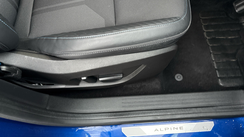 Renault Symbioz 1.6 E-Tech FHEV 145 Techno Esprit Alpine 5dr Auto Hybrid Estate